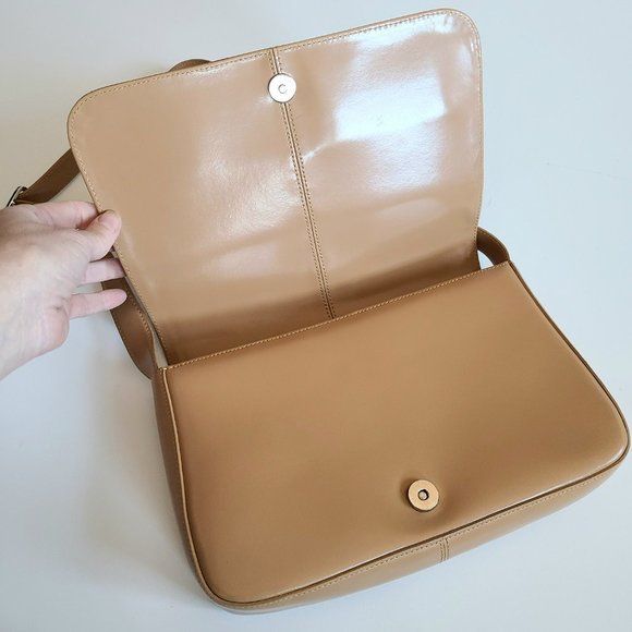 Arnold Churgin messenger shoulder bag. - Picture 6 of 8